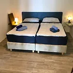 Loft-beach-apartments Ratko Apartament
