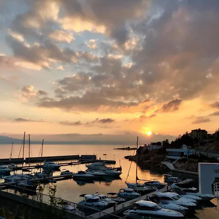 Appartement Loft-beach-apartments Ratko Novi Vinodolski