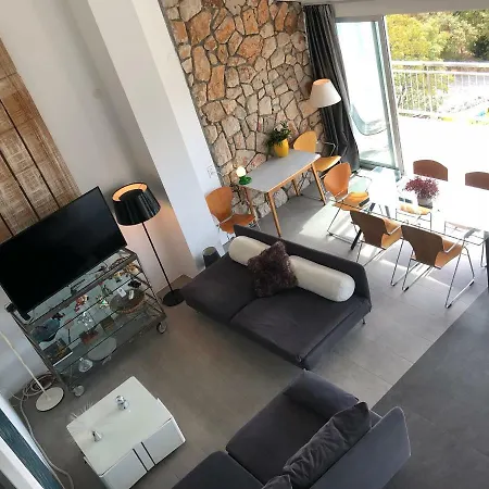 Loft-beach-apartments Ratko Apartment *