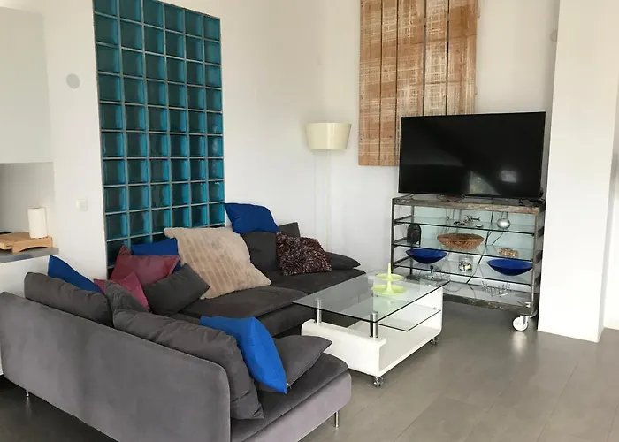 Loft-beach-apartments Ratko 노비비노돌스키