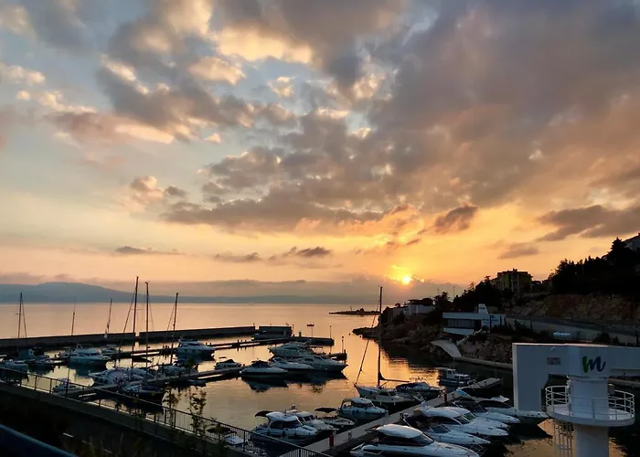 아파트 Loft-beach-apartments Ratko 노비비노돌스키