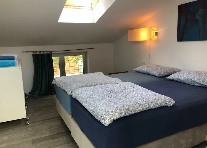 アパート Loft-beach-apartments Ratko
